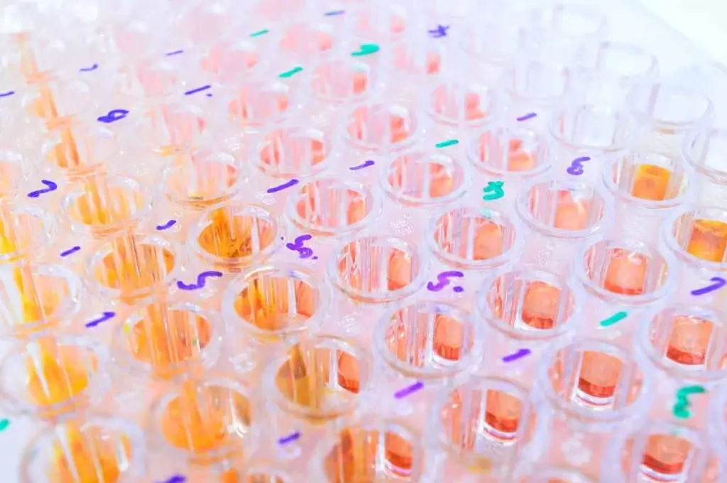 Blog-ELISA-Plate-Washing-1024x680